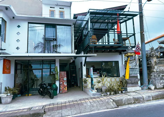 Dong Paloh * Munduk